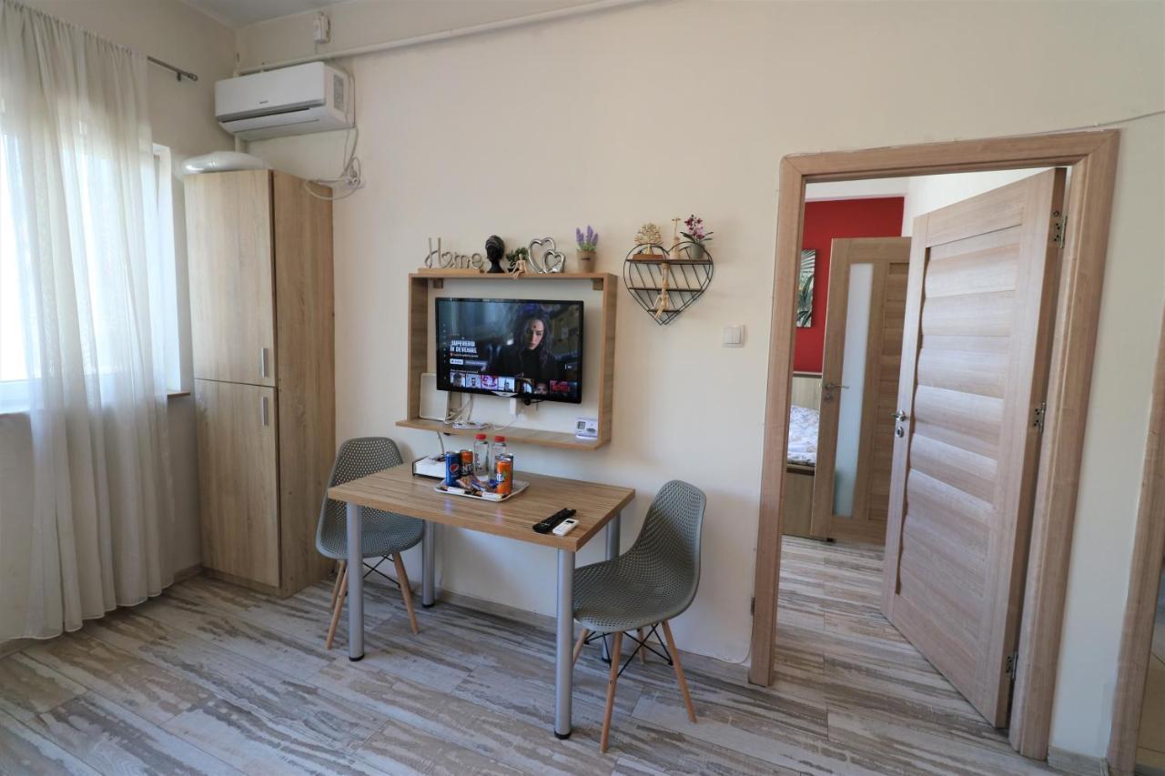 Charming Cozy Apartment - Old Town - Free Minibar Bucharest Exterior photo