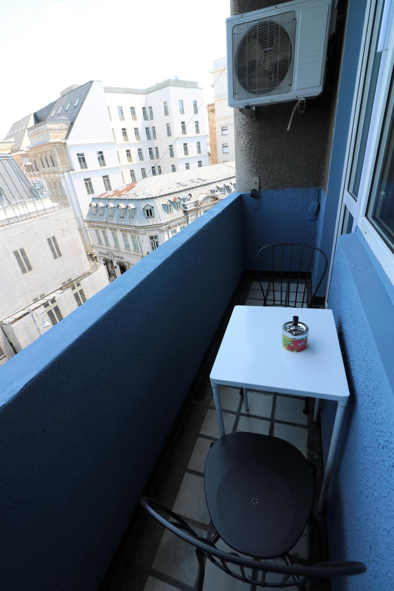 Charming Cozy Apartment - Old Town - Free Minibar Bucharest Exterior photo
