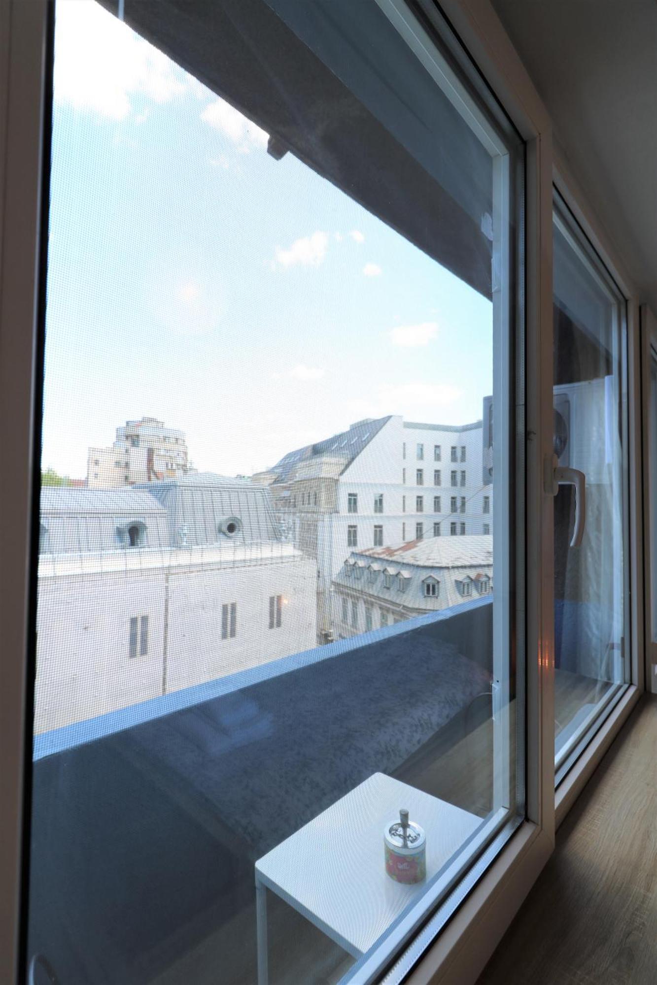 Charming Cozy Apartment - Old Town - Free Minibar Bucharest Exterior photo
